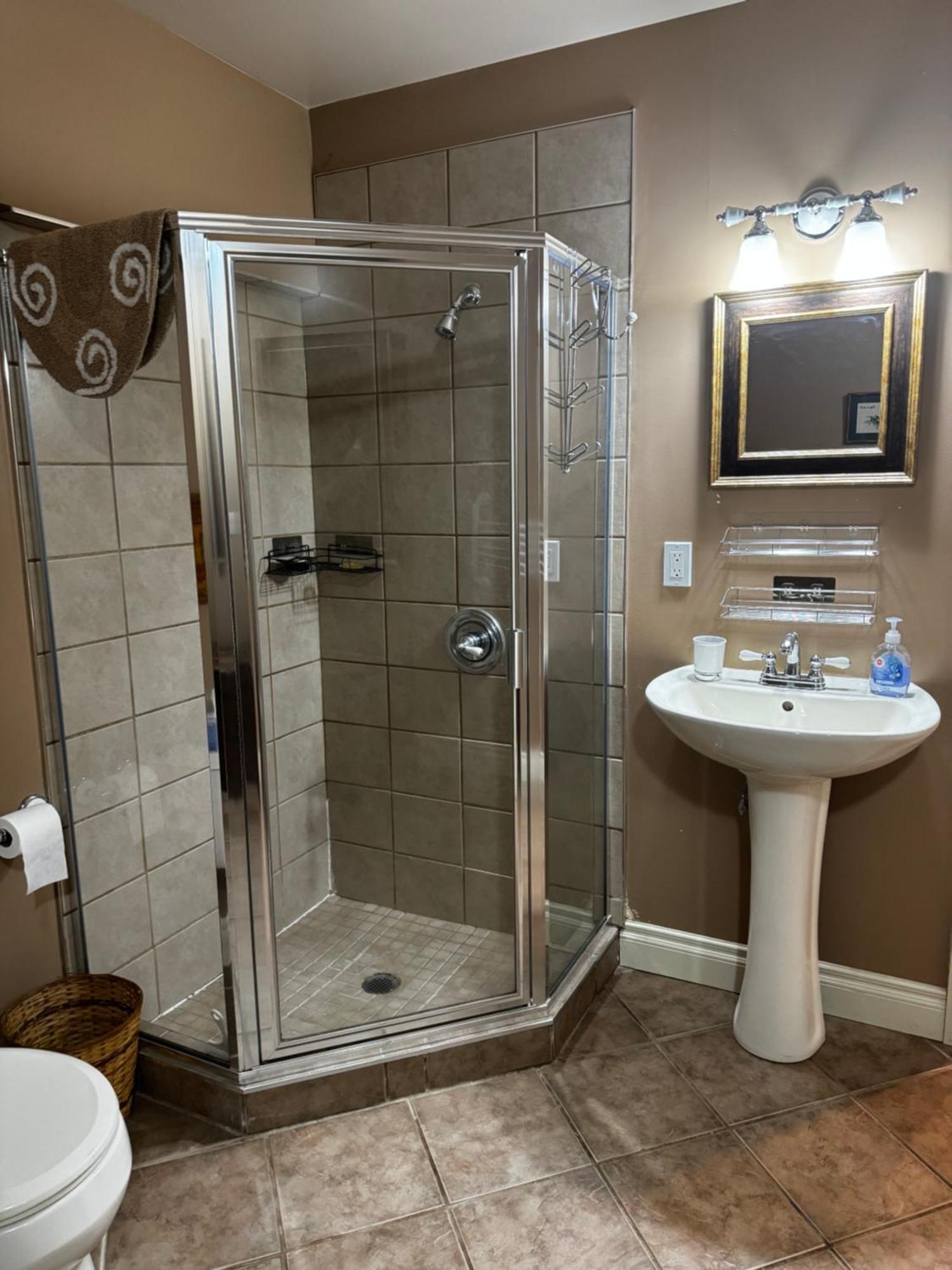 Shoreside Private Room Sechelt Bilik gambar